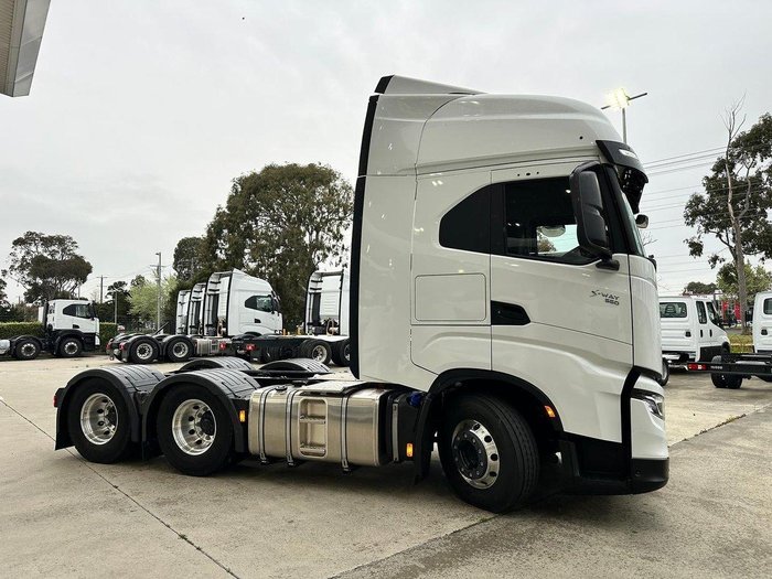 2023 Iveco S-Way AS700 WHITE