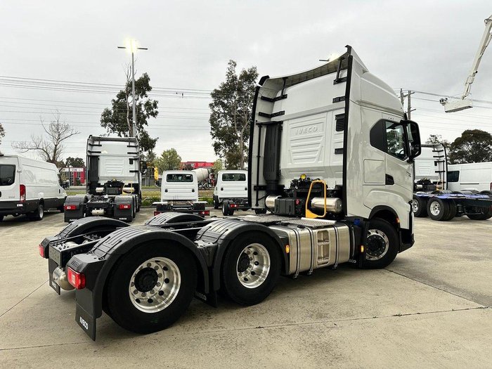 2023 Iveco S-Way AS700 WHITE