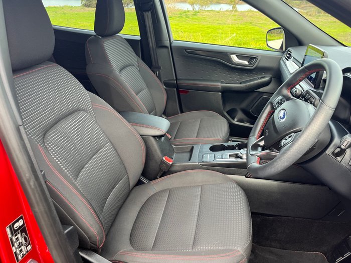 2021 FORD ESCAPE ST-LINE (FWD)