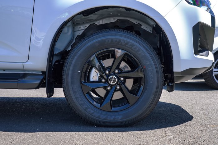 2025 Isuzu D-MAX X-RIDER