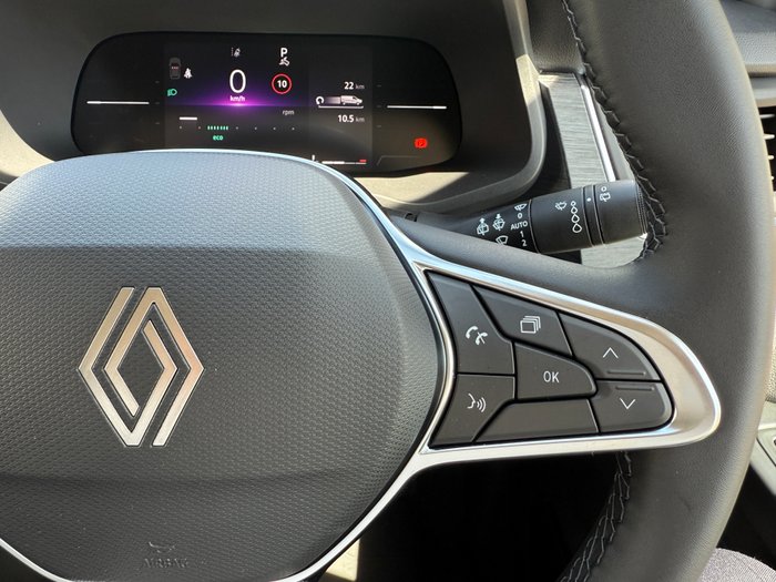 2026 Renault Trafic MY26 LWB Premium