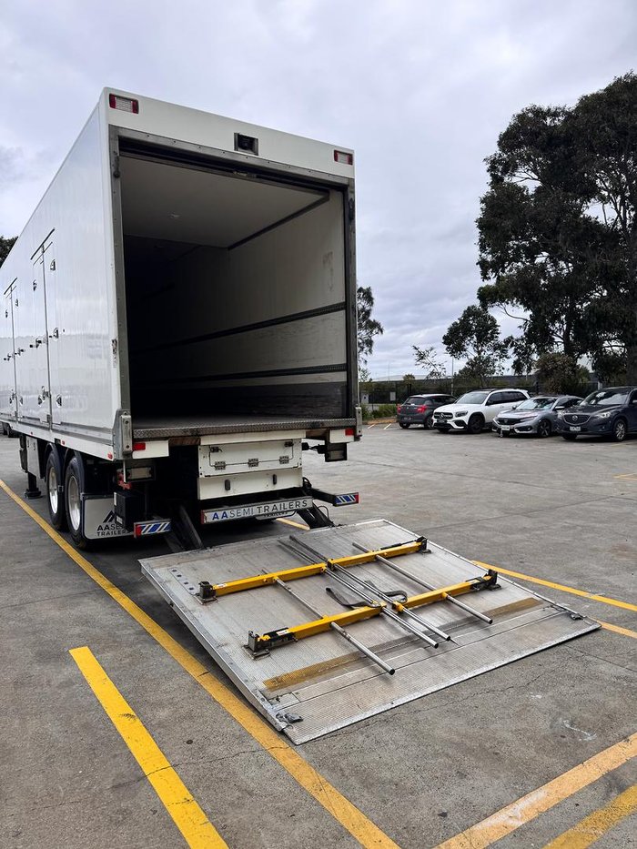 2017 FTE St2 16 Pallet Side Doors, Dual Zone, Tail Gate