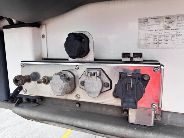 2017 FTE St2 16 Pallet Side Doors, Dual Zone, Tail Gate