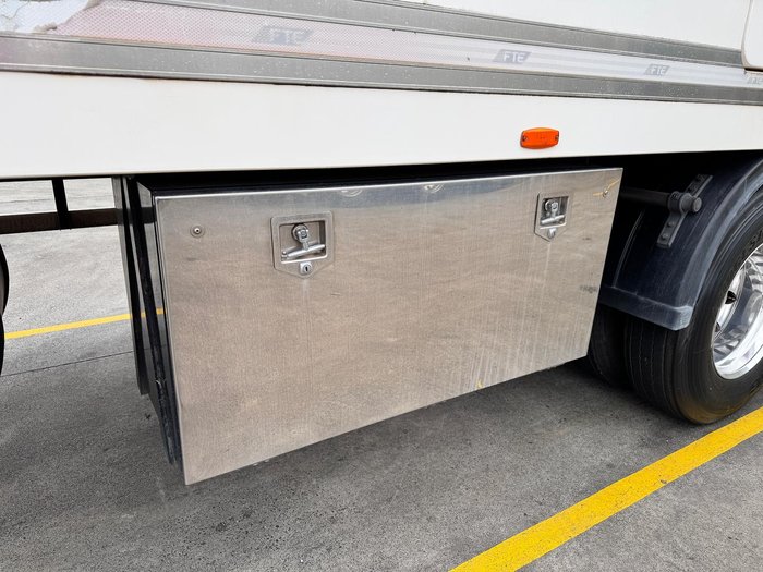 2017 FTE St2 16 Pallet Side Doors, Dual Zone, Tail Gate