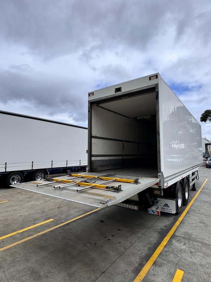 2017 FTE St2 16 Pallet Side Doors, Dual Zone, Tail Gate