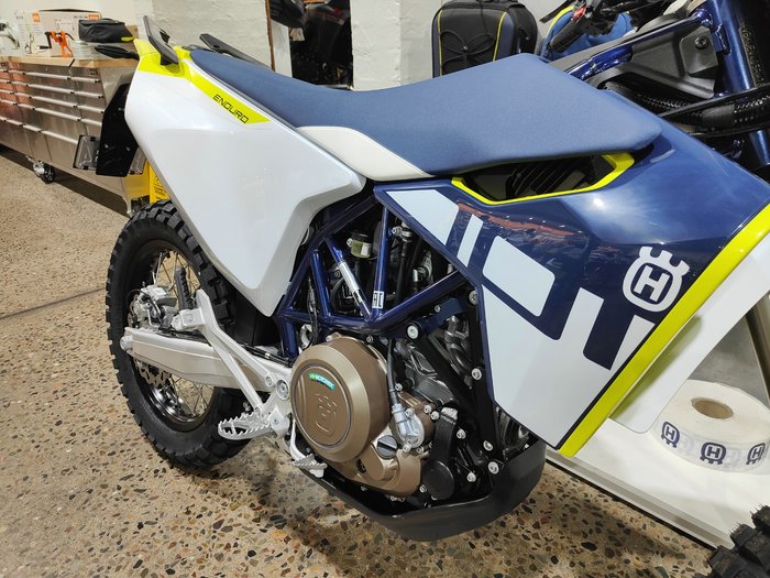 2024 HUSQVARNA 701 ENDURO OFF ROAD WHITE