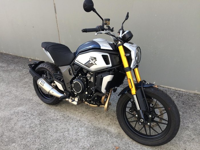 2023 CFMOTO 700 CL-X Heritage
