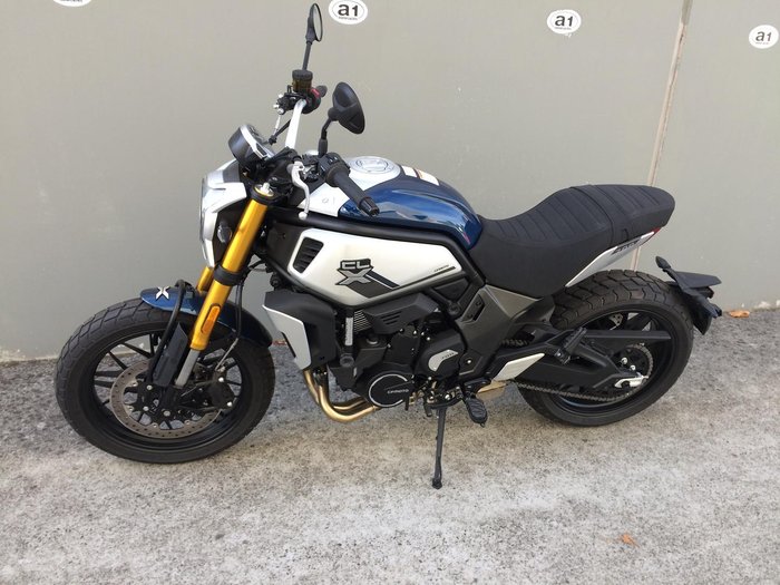 2023 CFMOTO 700 CL-X Heritage 