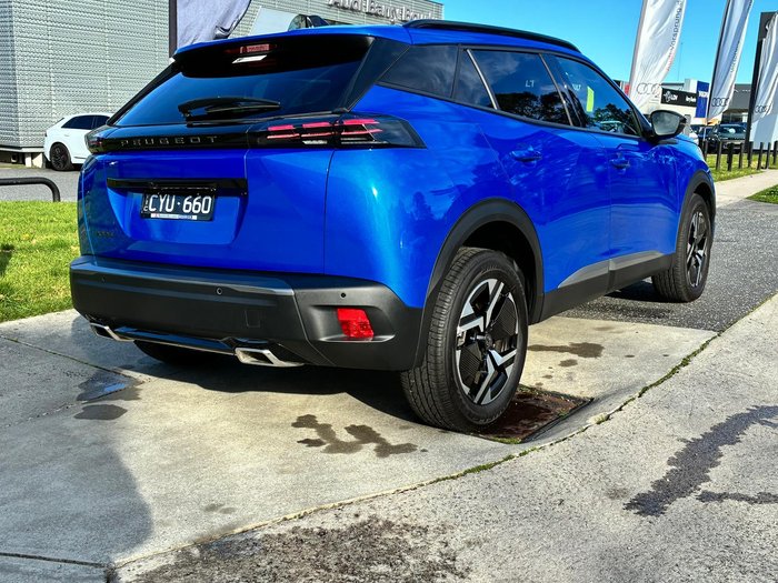 2023 Peugeot 2008 Allure