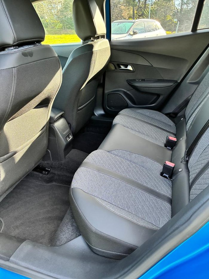 2023 Peugeot 2008 Allure