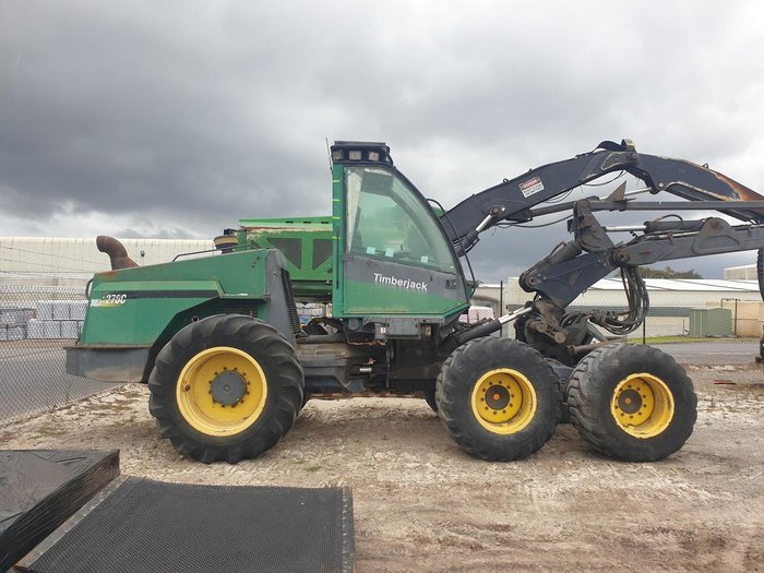 2001 Timberjack 1270G