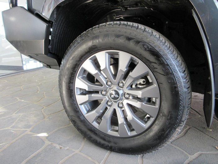 2024 Mitsubishi Triton GLS