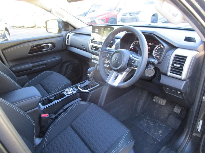 2024 Mitsubishi Triton GLS