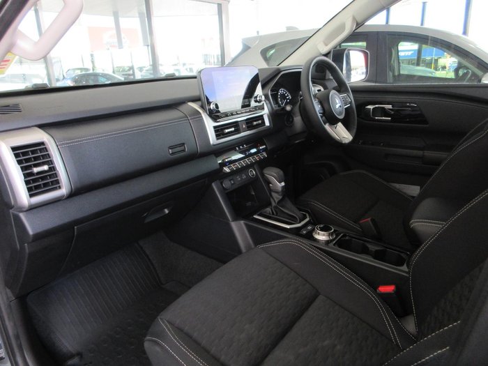 2024 Mitsubishi Triton GLS