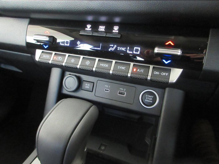 2024 Mitsubishi Triton GLS