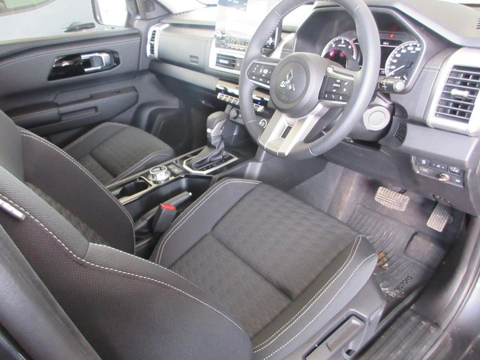 2024 Mitsubishi Triton GLS