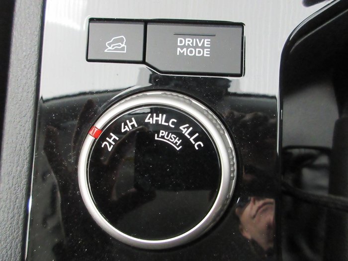 2024 Mitsubishi Triton GLS