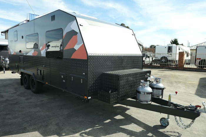 2024 GREAT AUSSIE 2OURER LARGE BATHROOM