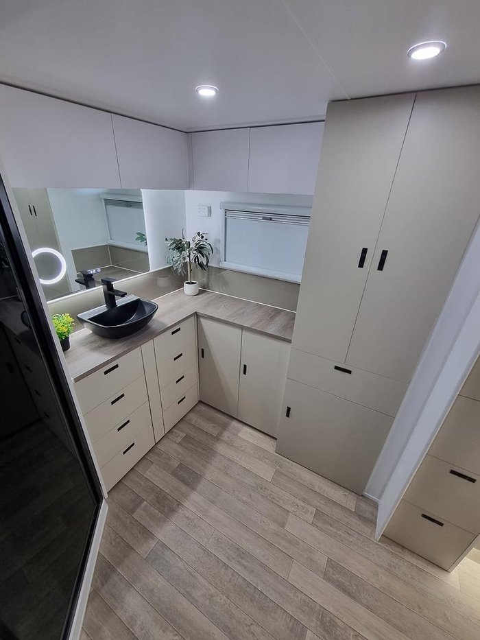 2024 GREAT AUSSIE 2OURER LARGE BATHROOM