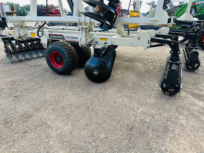 0 BALDAN MOVERE TANDEM 88 PLATE FOLDING 8.7m LEVELING DISC W REAR ROLLER DEMO