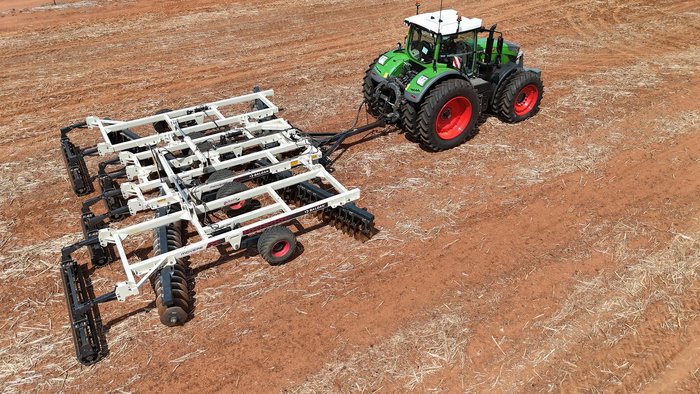 0 BALDAN MOVERE TANDEM 88 PLATE FOLDING 8.7m LEVELING DISC W REAR ROLLER DEMO