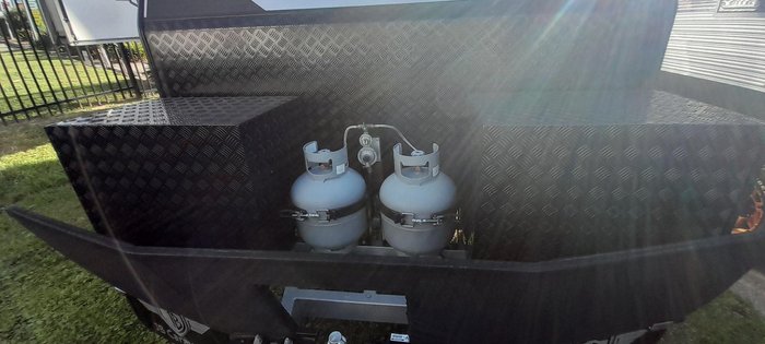 2023 JB Caravans Dirt Road Xtreme 22' Front Door