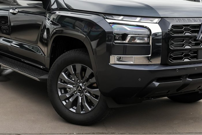 2023 Mitsubishi Triton GLS