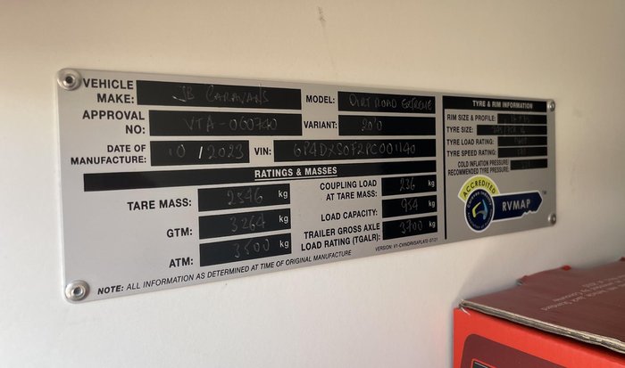 2023 JB Caravans Dirt Road Xtreme (20') Family