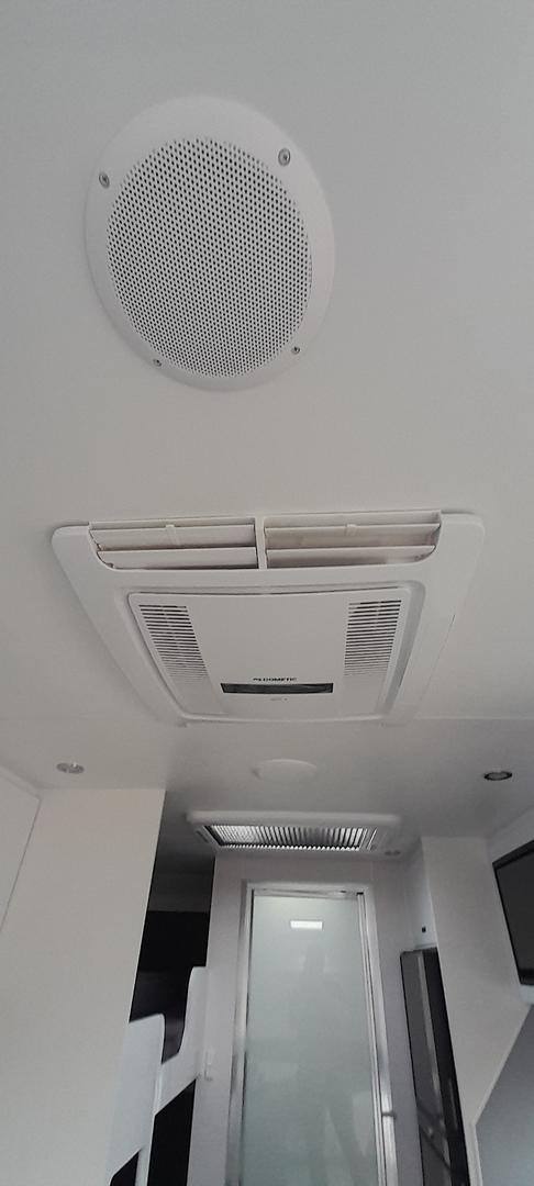 2023 JB Caravans Dirt Road Xtreme 20' Family Bunk