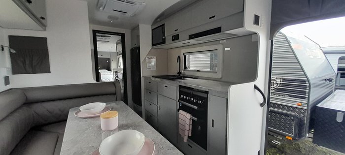 2023 JB Caravans Dirt Road Xtreme 20' Family - Reduced To Clear