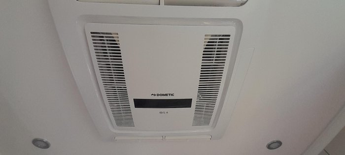 2023 JB Caravans Dirt Roader 22' Family Bunk