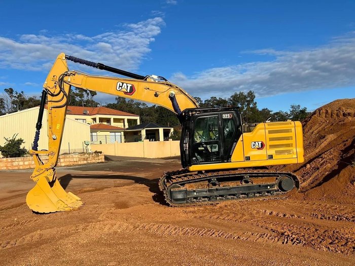 2022 Caterpillar 323