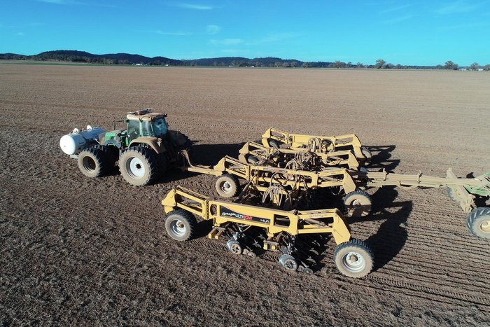 0 SERAFIN ULTISOW S12/S40 HI LIFT SINGLE DISC AIR SEEDER NEW YELLOW
