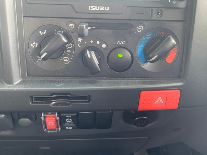 2024 Isuzu N Series NNR 45-150 Traypack