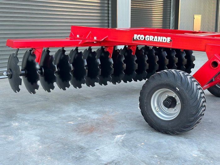 0 SERAFIN ECO GRANDE 28 + 1 PLATE OFFSET DISC NEW RED