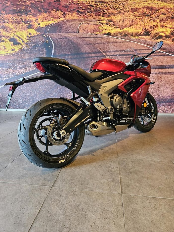2024 Triumph Daytona 660 LAMS Daytona Black