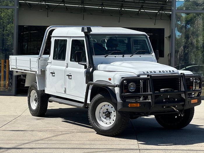 2013 Land Rover Defender 130 MY13 4X4 Fuji White