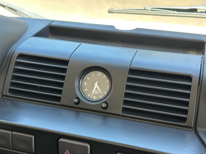 2013 Land Rover Defender 130 MY13 4X4 Fuji White