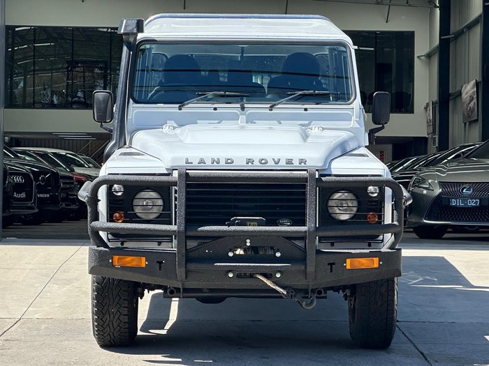 2013 Land Rover Defender 130 MY13 4X4 Fuji White