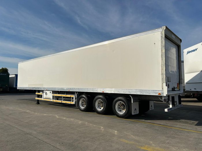 2007 Maxitrans St3 Od 24 Pallet -18, 4.1M Roll Door