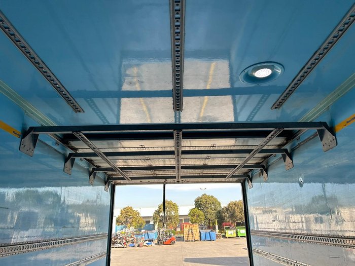 2007 Maxitrans St3 Od 24 Pallet -18, 4.1M Roll Door