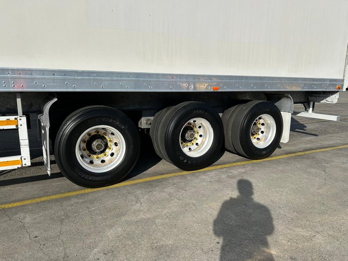 2007 Maxitrans St3 Od 24 Pallet -18, 4.1M Roll Door