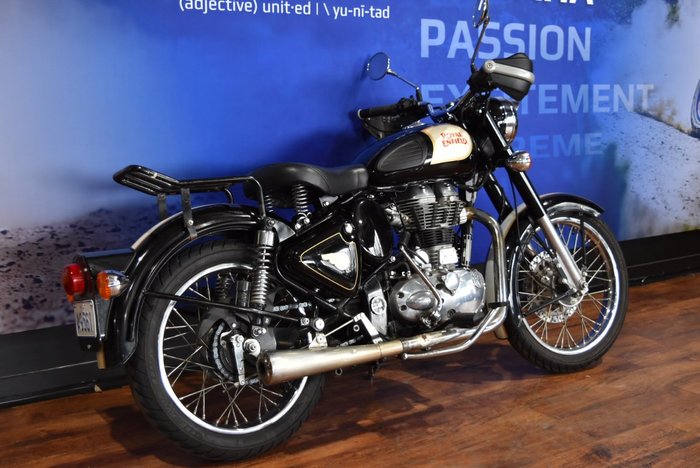 2017 Royal Enfield CLASSIC 500 BLACK