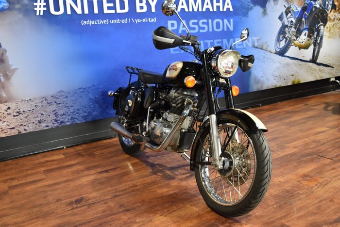 2017 Royal Enfield CLASSIC 500 BLACK