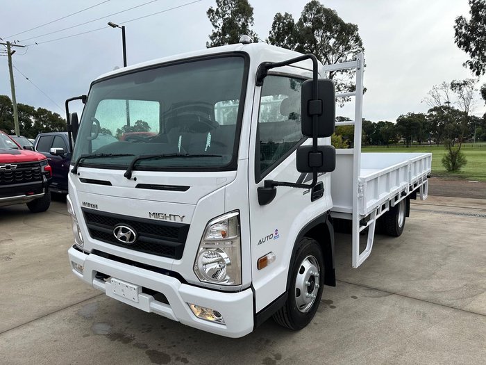 2024 Hyundai Mighty EX4/6 Tray White