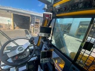 2024 GROVE GRT8100 1 Yellow