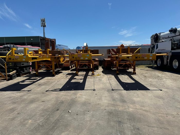 2012 Grove GMK6300L White