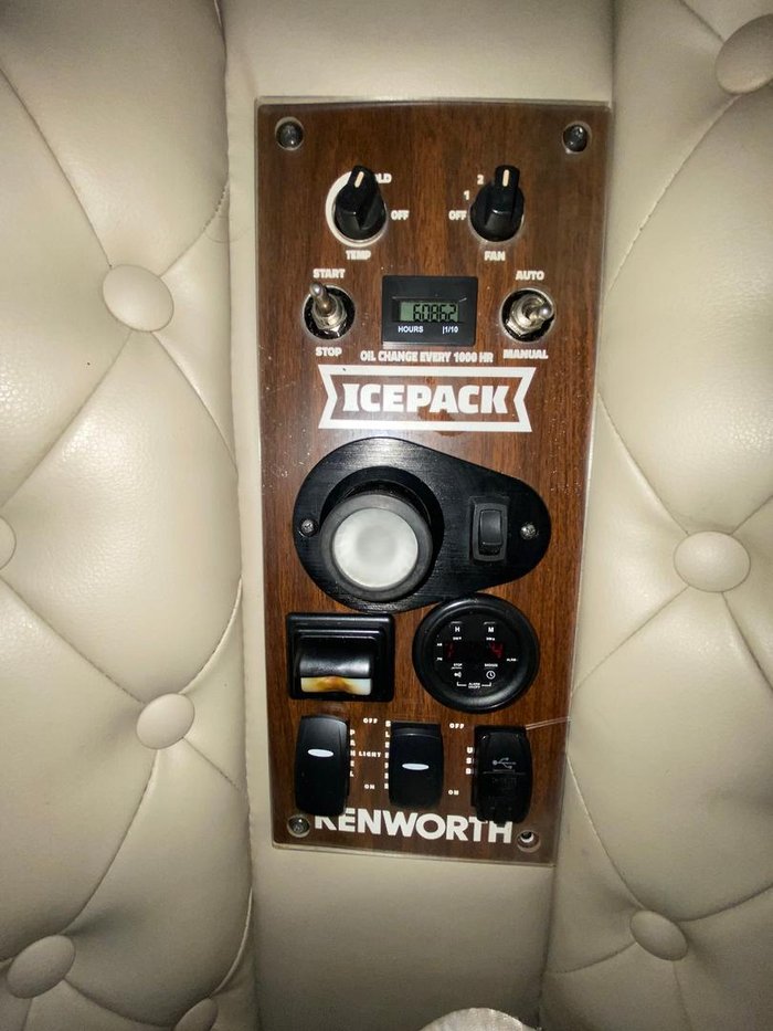 2018 Kenworth K200 White