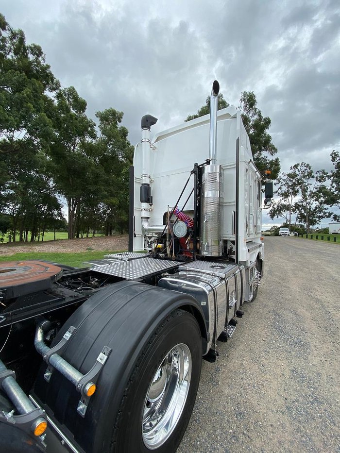 2018 Kenworth K200 White