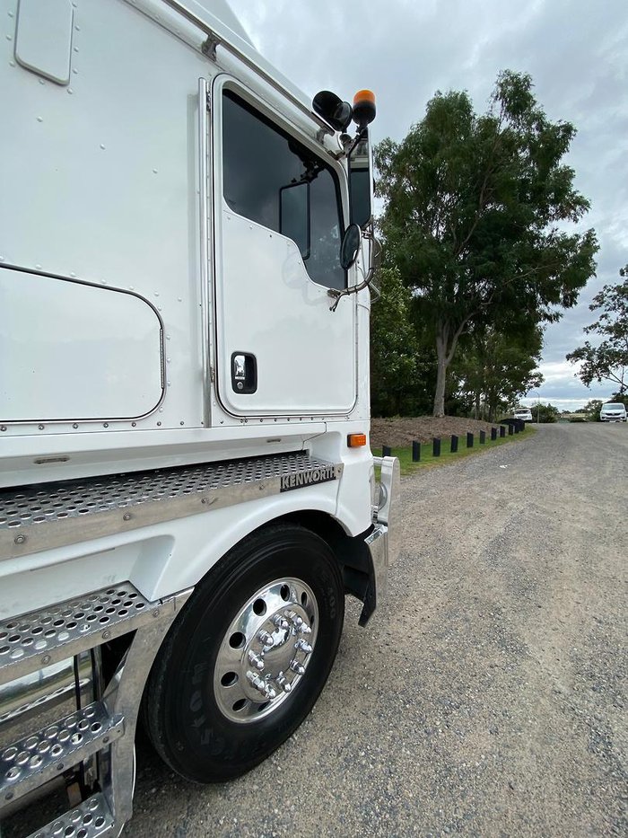 2018 Kenworth K200 White